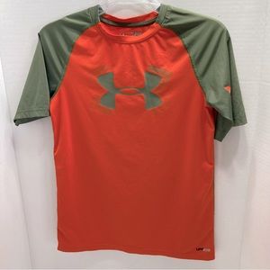 ⭐️ Under Armour fitted shirt ⭐️